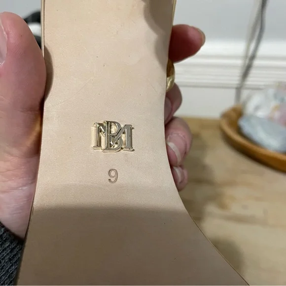 Badgley Mischka Ivette II Metallic Stiletto Sandal Size 9 - Picture 8 of 10